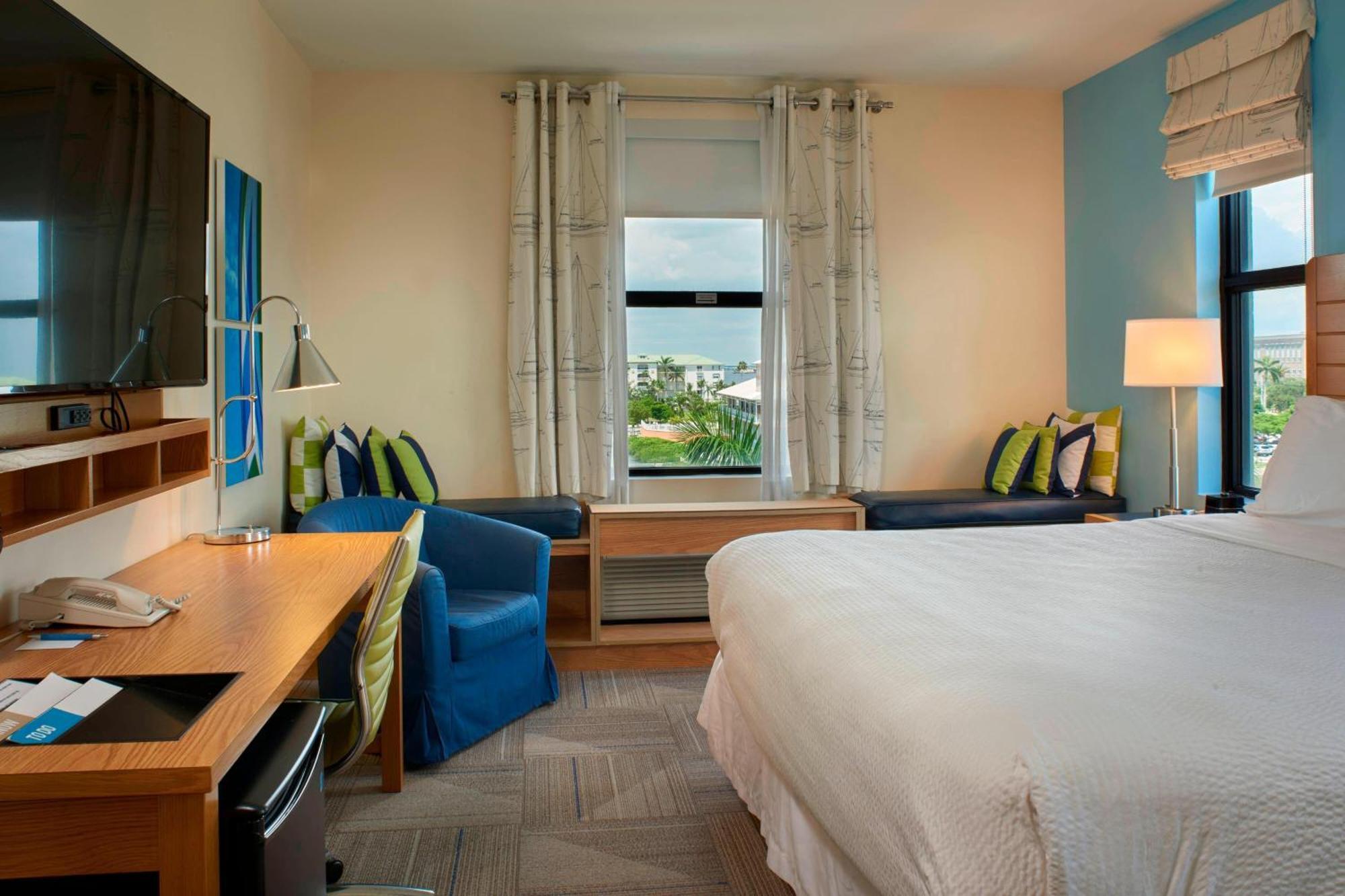 Four Points By Sheraton Punta Gorda Harborside Extérieur photo