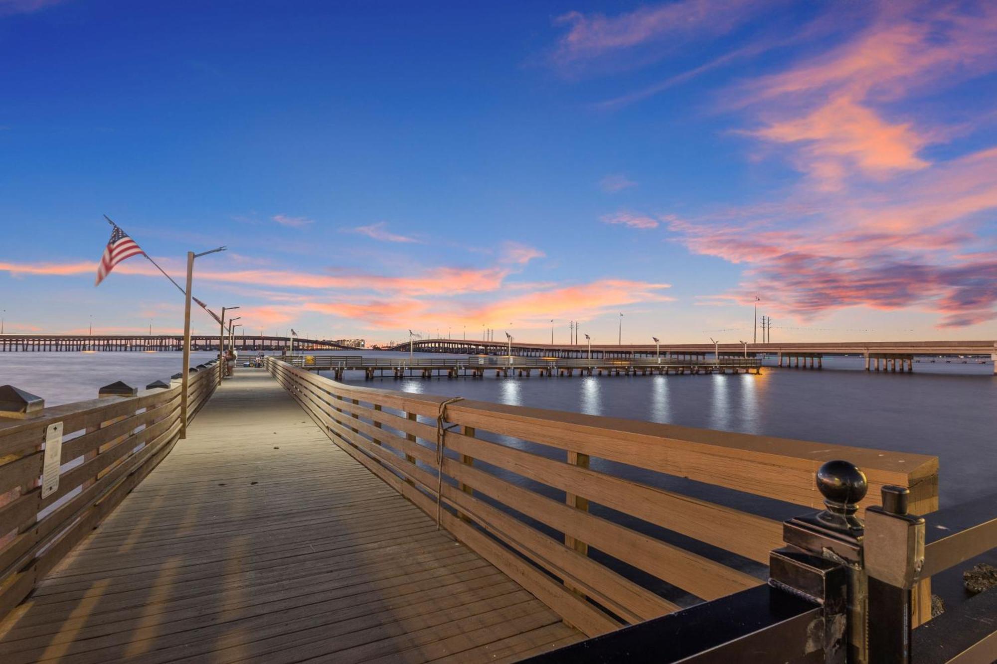 Four Points By Sheraton Punta Gorda Harborside Extérieur photo